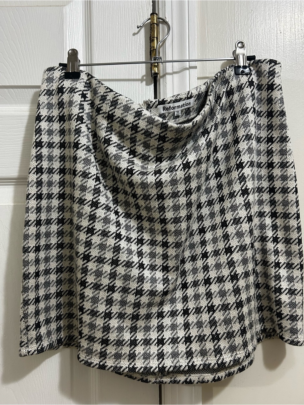 Reformation Black & White Houndstooth Plaid Mini Skirt Size 14 Excellent Cond.